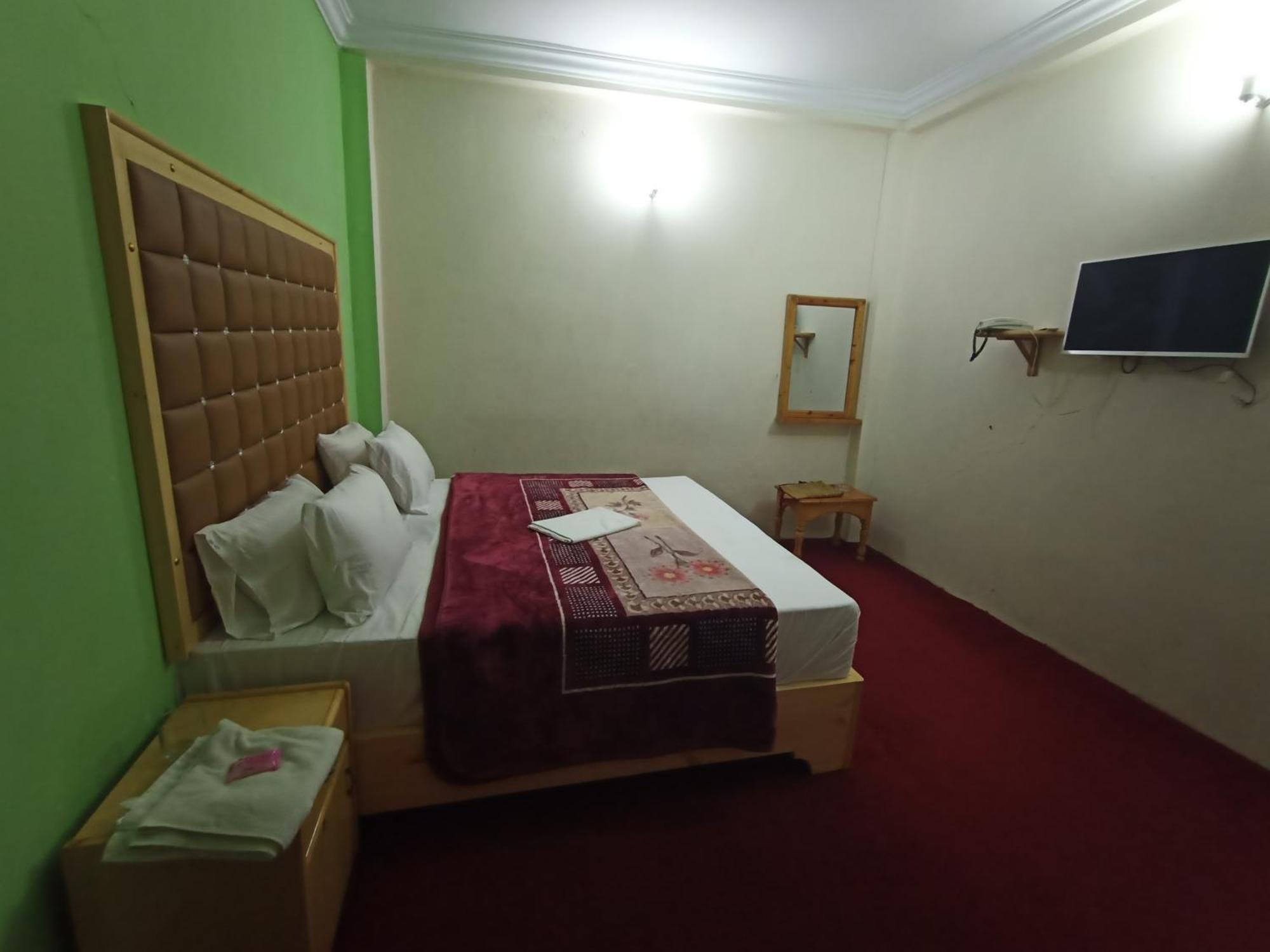 F R Darya E Swat Hotel Saidu Sharif 外观 照片